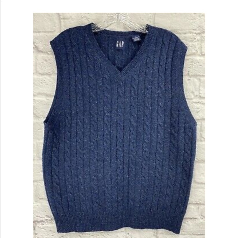 Gap sweater vest